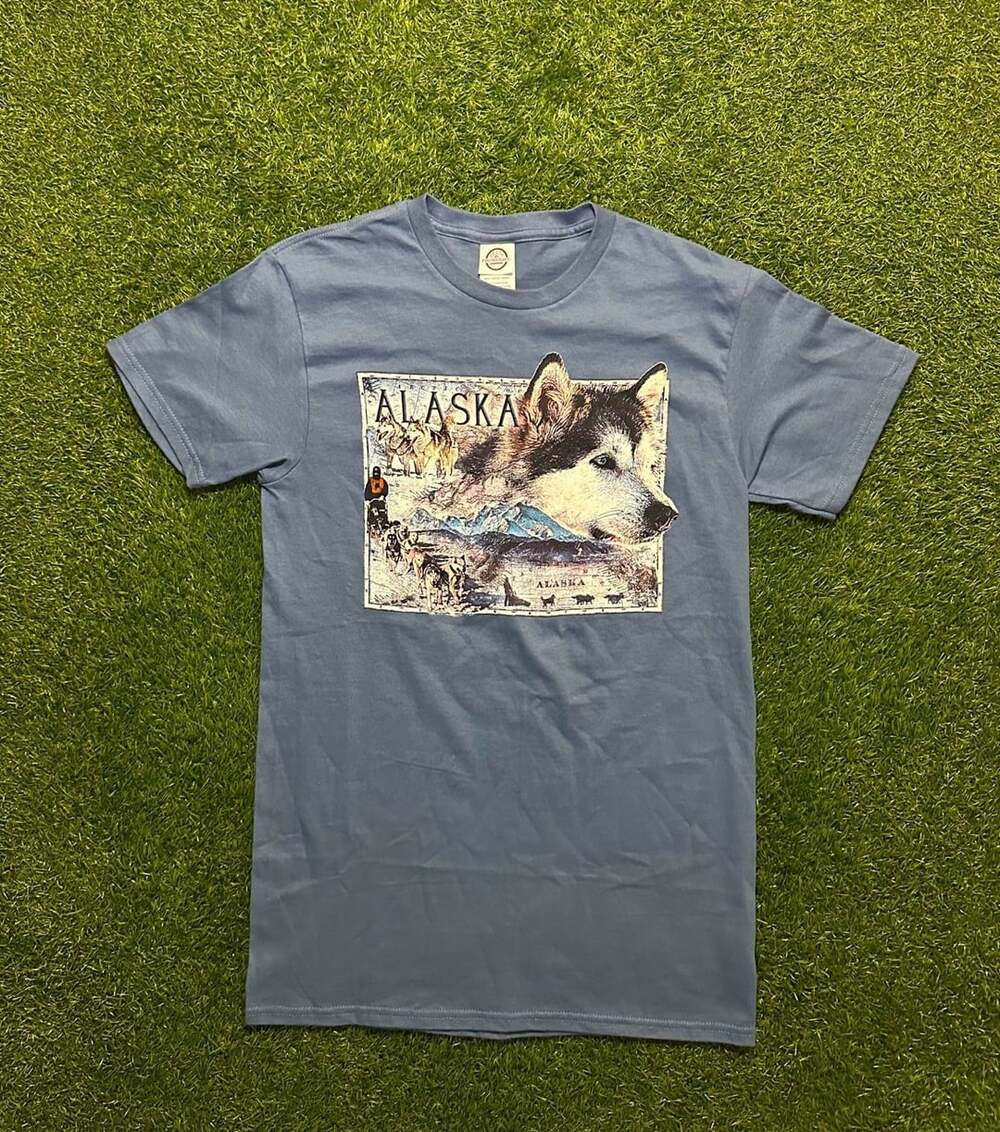 Y2K 2000s Delta Pro Weight Alaska Husky Sled Dog Graphic T-Shirt Blue